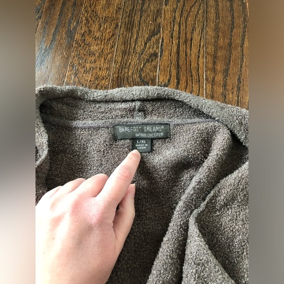 Barefoot Dreams Women’s L/XL Brown Bamboo Cozy Chic Lite Open/Waterfall Sweater - Picture 5 of 11